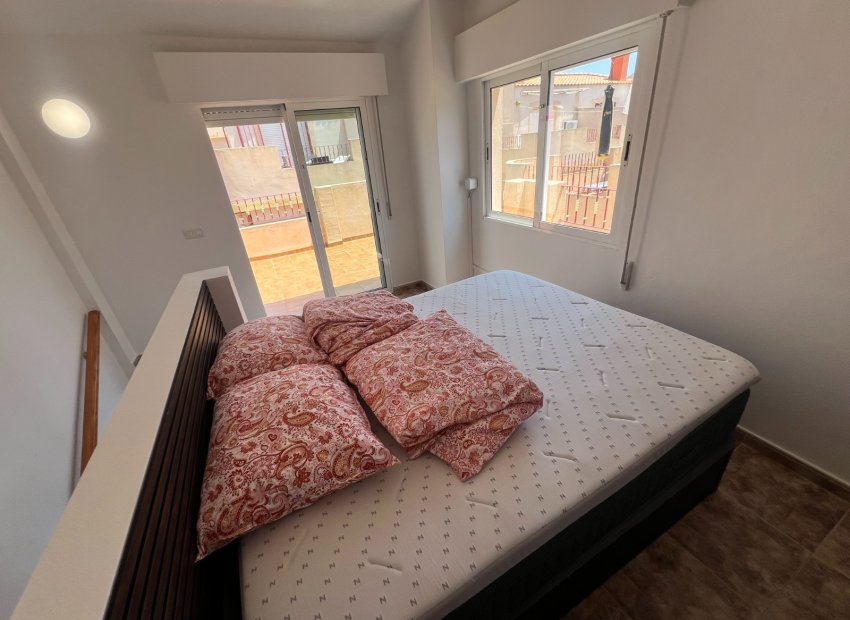 Herverkoop - Villa - Orihuela Costa - La Zenia