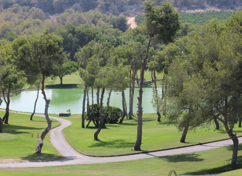 Herverkoop - Villa - Orihuela Costa - La Zenia