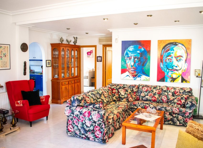 Herverkoop - Villa - Orihuela Costa - La Zenia