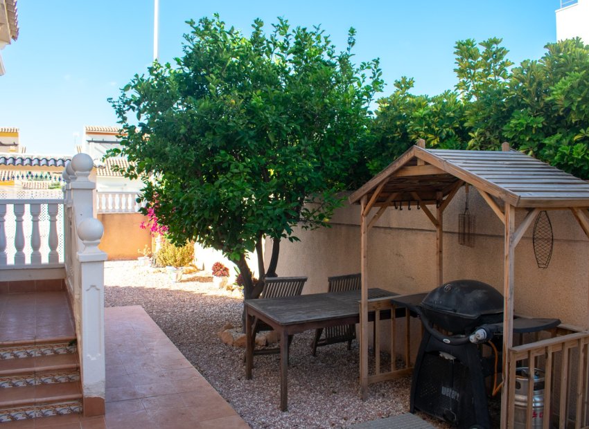 Herverkoop - Villa - Orihuela Costa - La Zenia