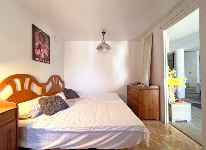 Herverkoop - Villa - Orihuela Costa - La Zenia