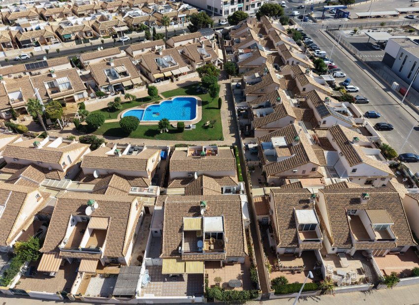 Herverkoop - Villa - Orihuela Costa - La Zenia