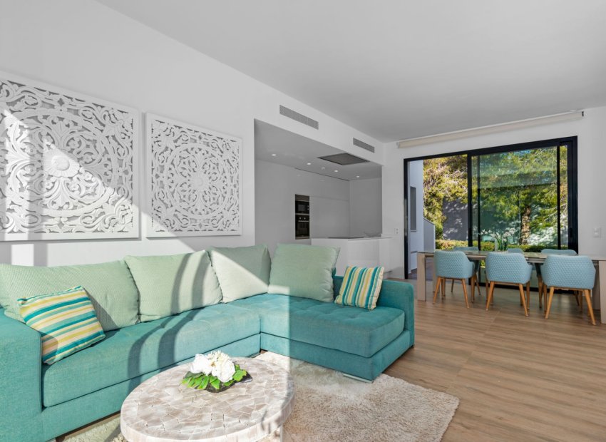 Herverkoop - Villa - Orihuela Costa - Las Colinas golf