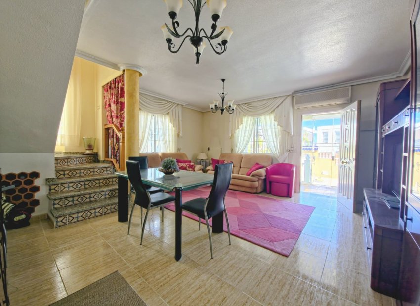 Herverkoop - Villa - Orihuela Costa - Las Filipinas