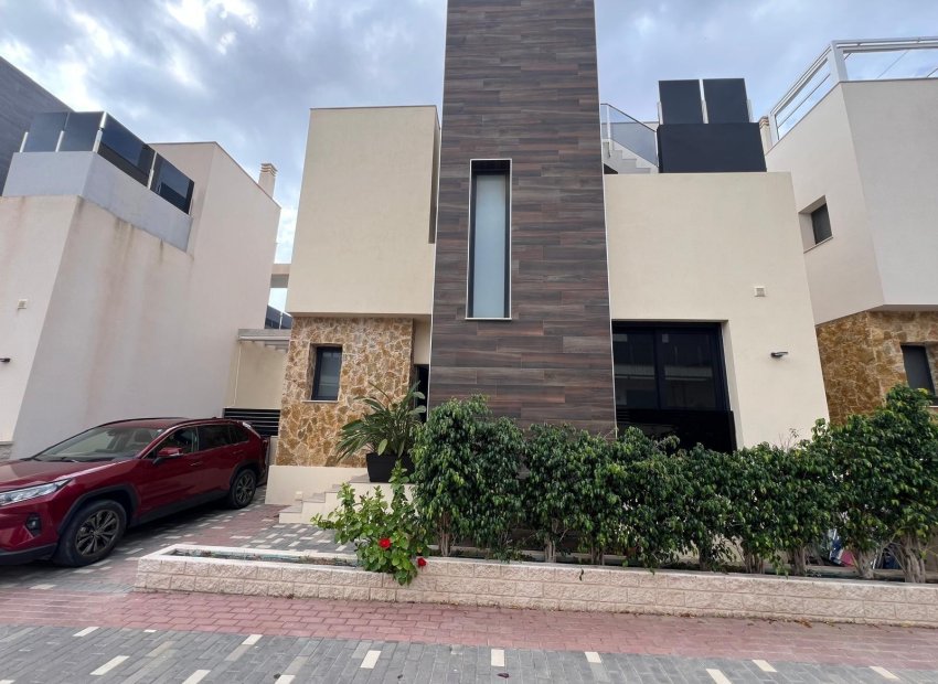 Herverkoop - Villa - Orihuela Costa - Lomas De Cabo Roig