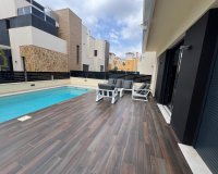 Herverkoop - Villa - Orihuela Costa - Lomas De Cabo Roig