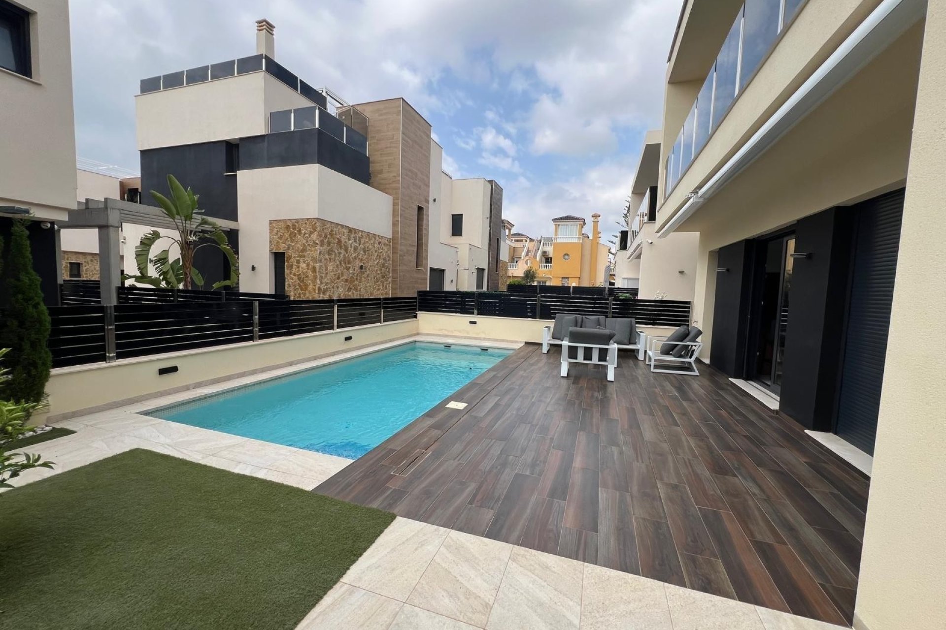 Herverkoop - Villa - Orihuela Costa - Lomas De Cabo Roig