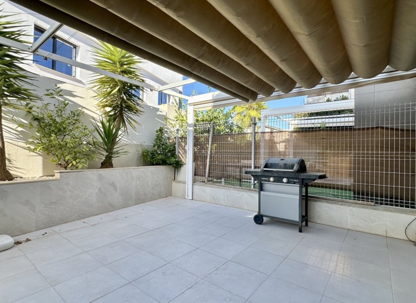 Herverkoop - Villa - Orihuela Costa - Lomas De Cabo Roig