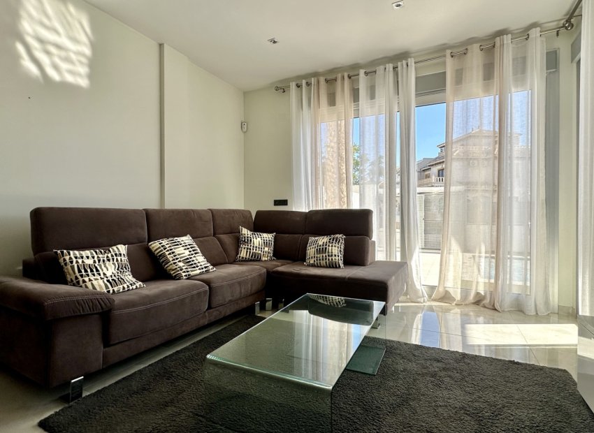 Herverkoop - Villa - Orihuela Costa - Lomas De Cabo Roig