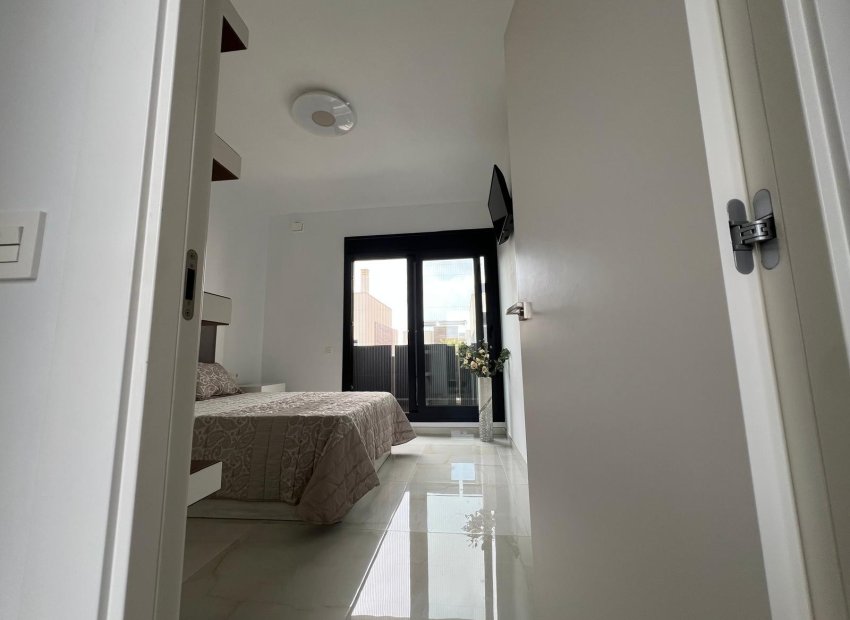 Herverkoop - Villa - Orihuela Costa - Lomas De Cabo Roig