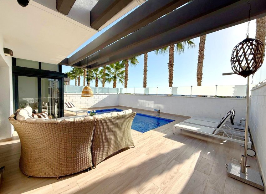 Herverkoop - Villa - Orihuela Costa - Lomas De Cabo Roig