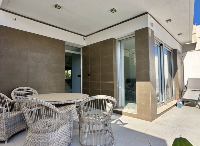 Herverkoop - Villa - Orihuela Costa - Lomas De Cabo Roig