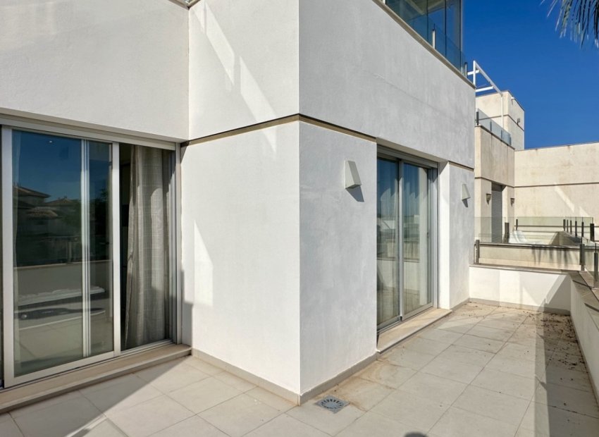 Herverkoop - Villa - Orihuela Costa - Lomas De Cabo Roig