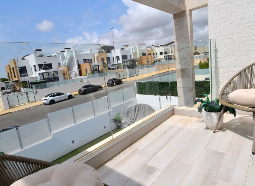 Herverkoop - Villa - Orihuela Costa - Lomas De Cabo Roig