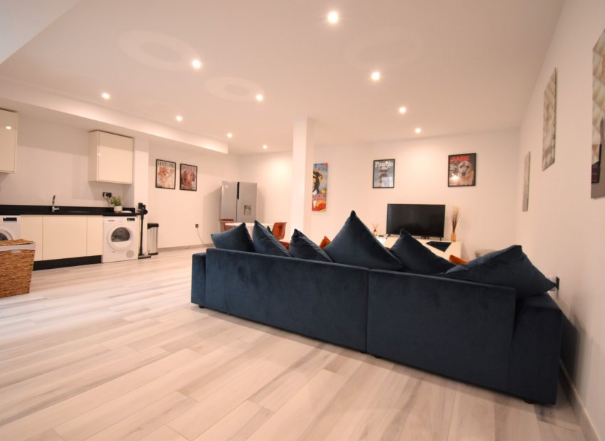 Herverkoop - Villa - Orihuela Costa - Lomas De Cabo Roig