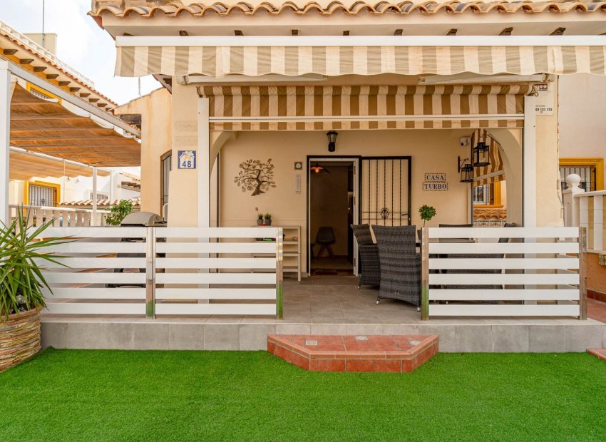 Herverkoop - Villa - Orihuela Costa - Lomas De Cabo Roig