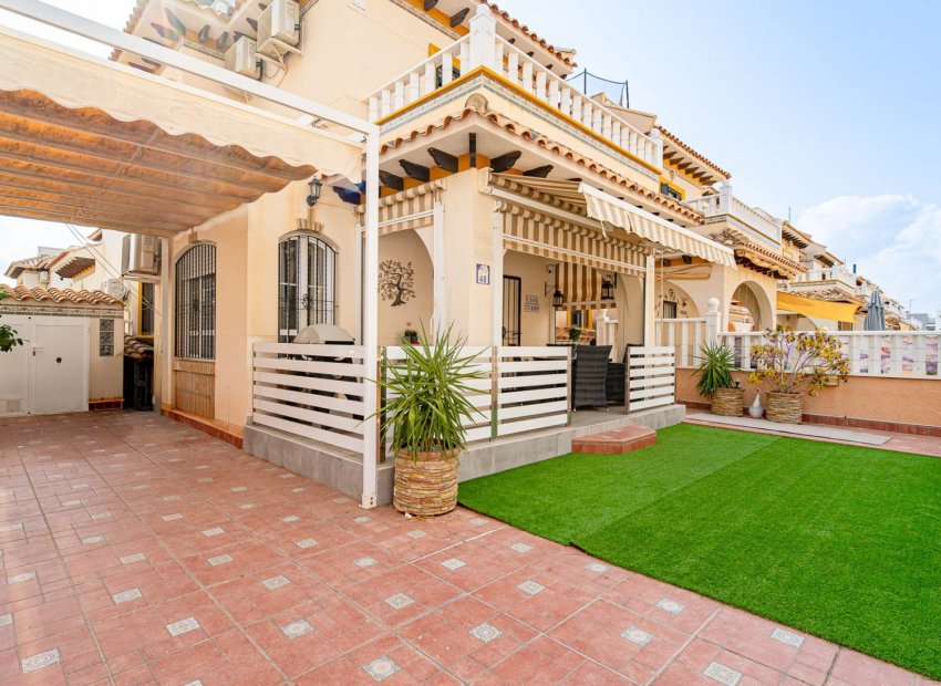 Herverkoop - Villa - Orihuela Costa - Lomas De Cabo Roig