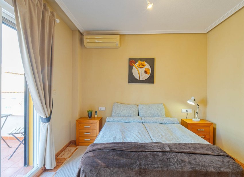 Herverkoop - Villa - Orihuela Costa - Lomas De Cabo Roig