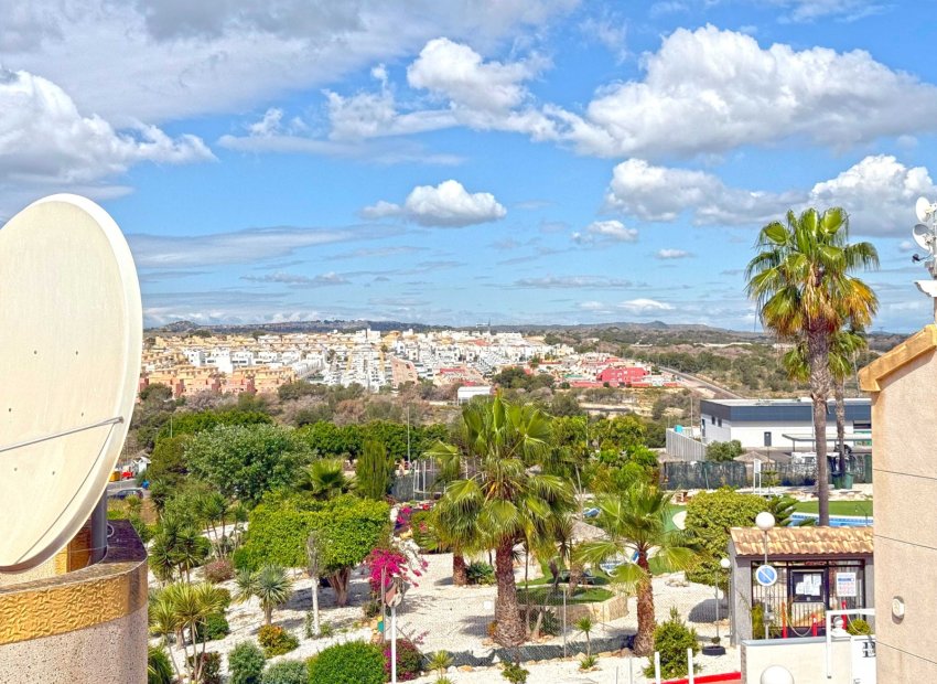 Herverkoop - Villa - Orihuela Costa - Los Altos