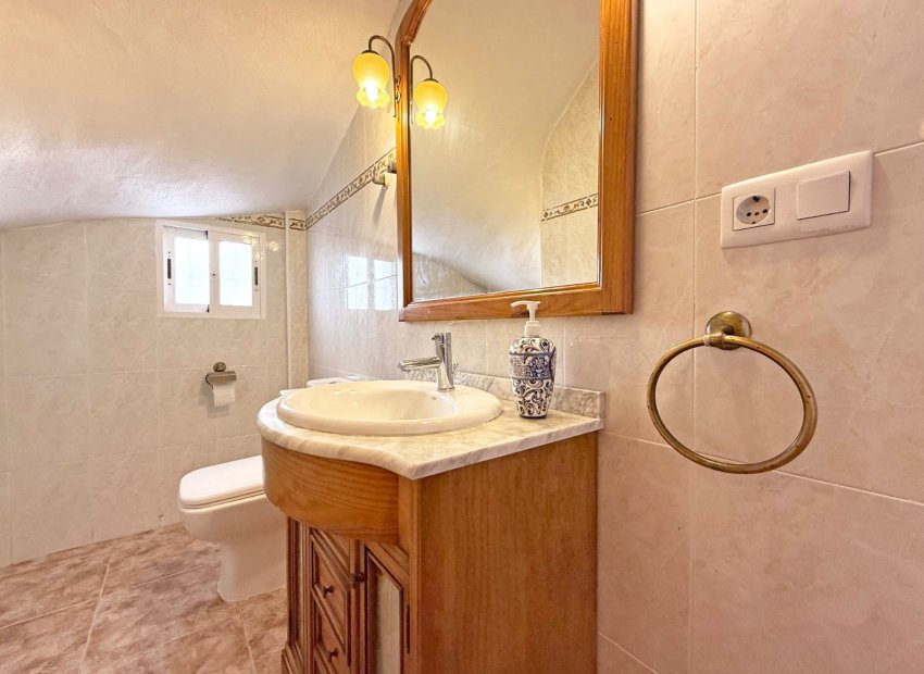 Herverkoop - Villa - Orihuela Costa - Los Altos