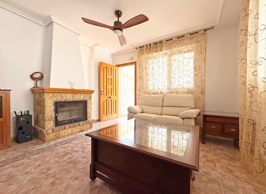 Herverkoop - Villa - Orihuela Costa - Los Altos