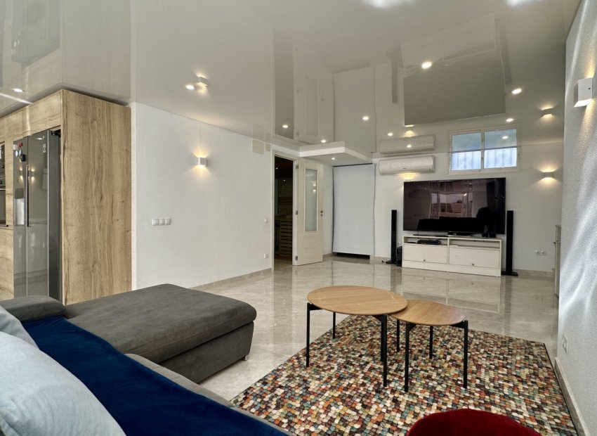 Herverkoop - Villa - Orihuela Costa - Los Altos