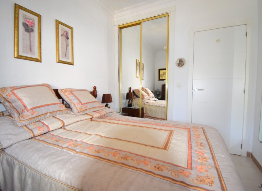 Herverkoop - Villa - Orihuela Costa - Los Balcones