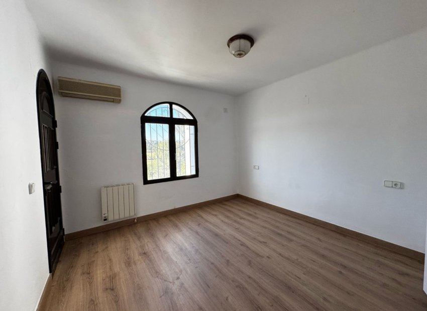 Herverkoop - Villa - Orihuela Costa - Los Dolses