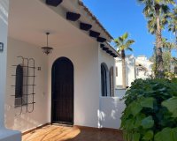 Herverkoop - Villa - Orihuela Costa - Los Dolses