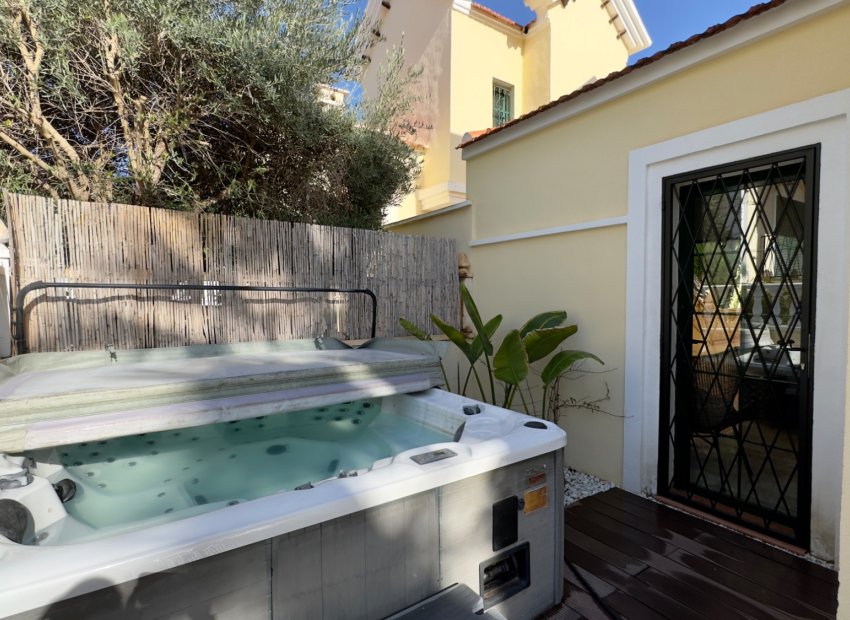 Herverkoop - Villa * - Orihuela Costa - Los Dolses