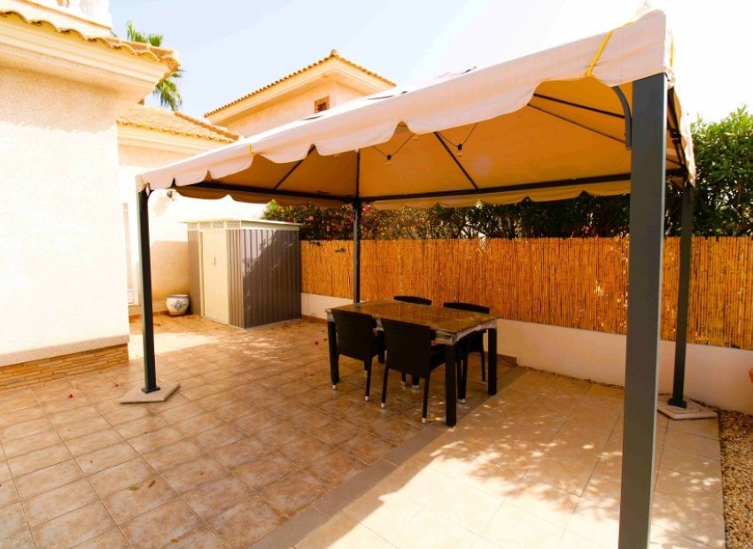 Herverkoop - Villa - Orihuela Costa - Los Dolses