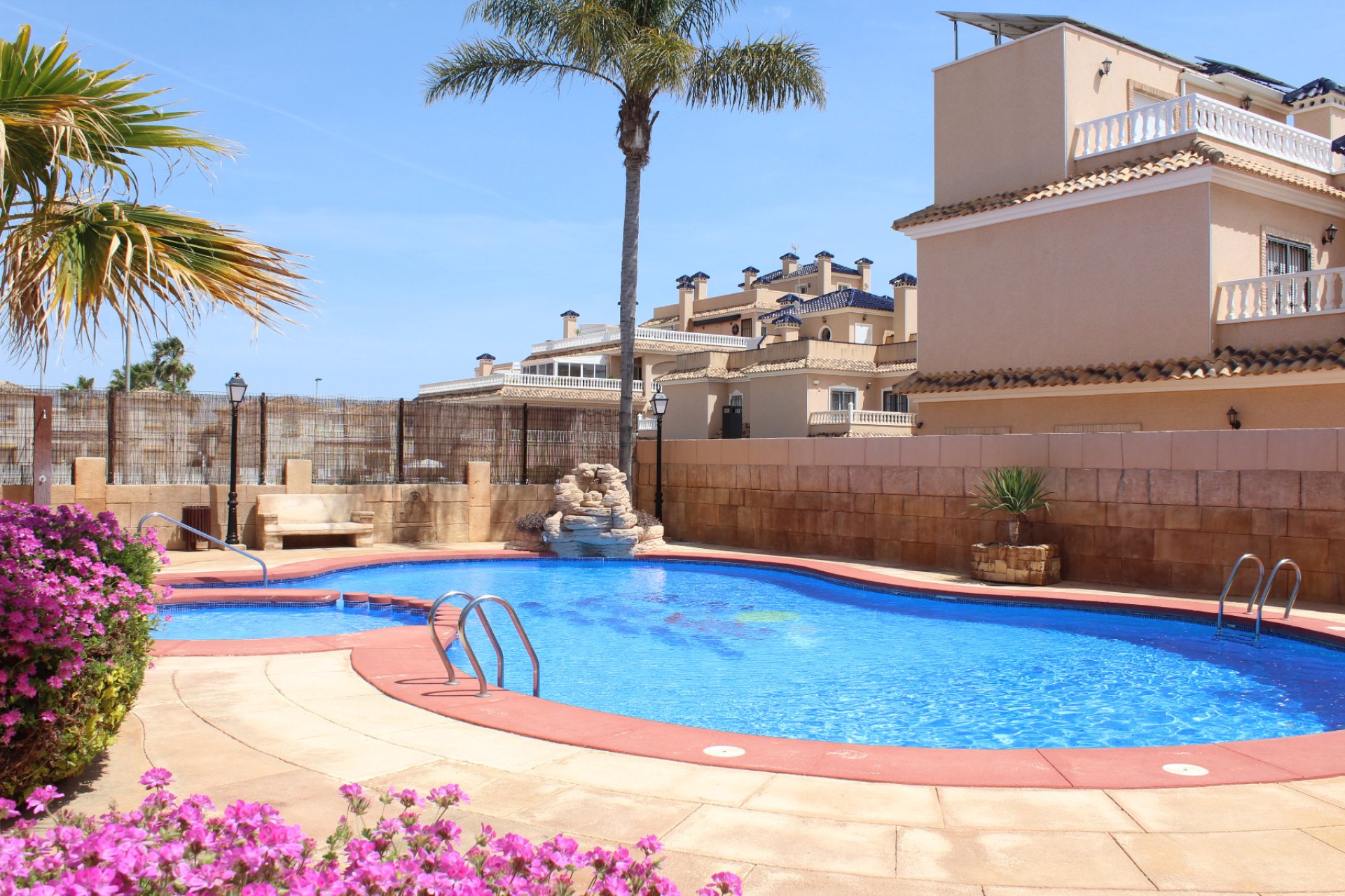 Herverkoop - Villa - Orihuela Costa - Los Dolses