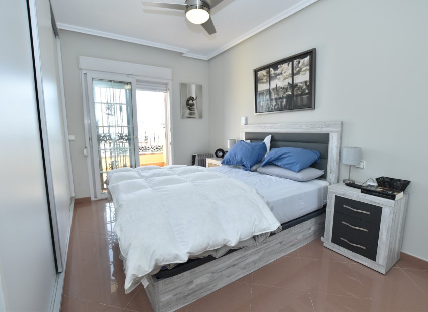 Herverkoop - Villa - Orihuela Costa - Los Dolses