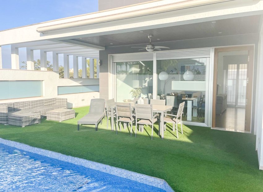 Herverkoop - Villa - Orihuela Costa - Mil Palmeras