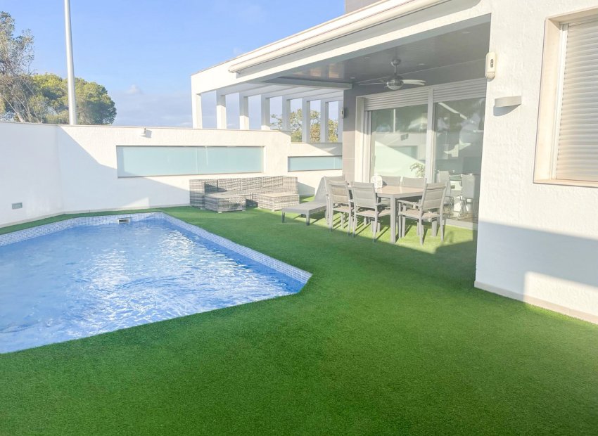 Herverkoop - Villa - Orihuela Costa - Mil Palmeras