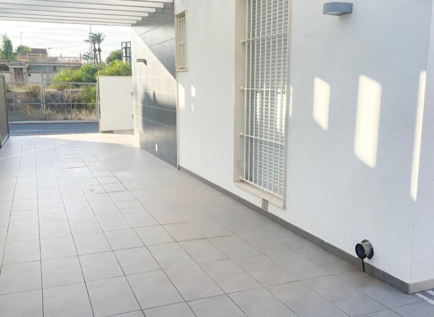 Herverkoop - Villa - Orihuela Costa - Mil Palmeras