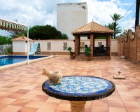 Herverkoop - Villa - Orihuela Costa - MUY CERCA DE LA PLAYA