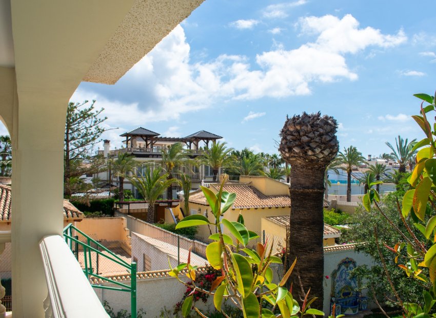 Herverkoop - Villa - Orihuela Costa - MUY CERCA DE LA PLAYA