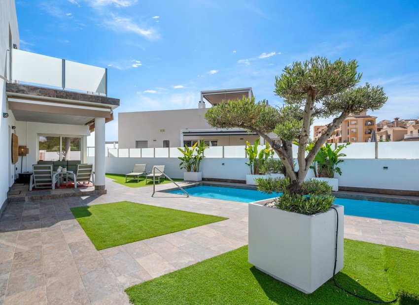 Herverkoop - Villa - Orihuela Costa - Pau 8*