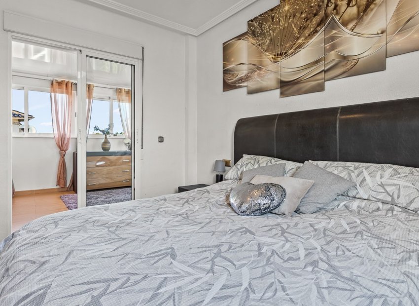 Herverkoop - Villa - Orihuela Costa - Playa Flamenca