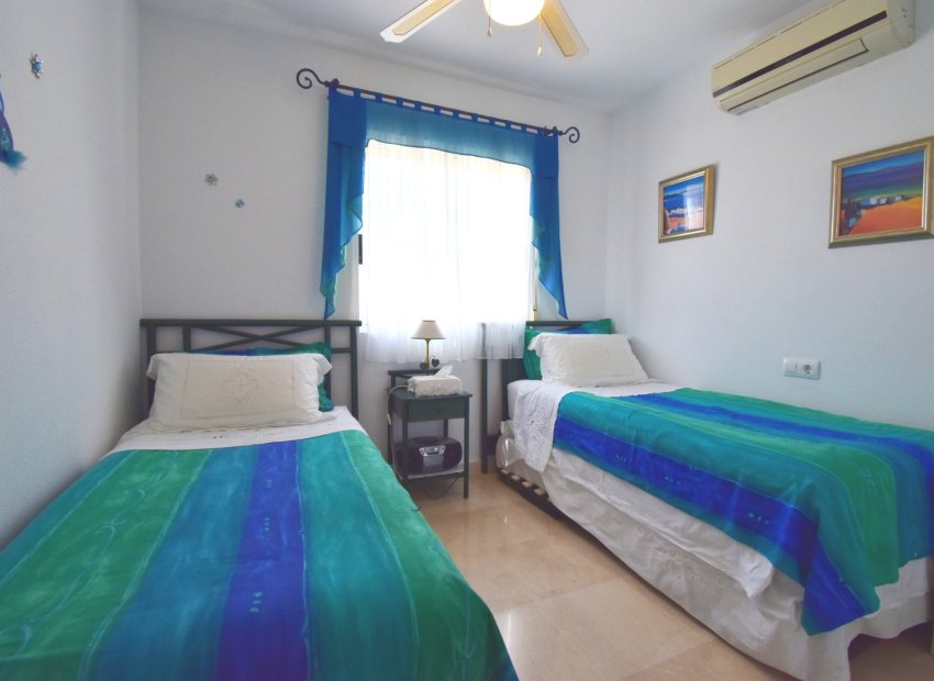 Herverkoop - Villa - Orihuela Costa - Playa Flamenca