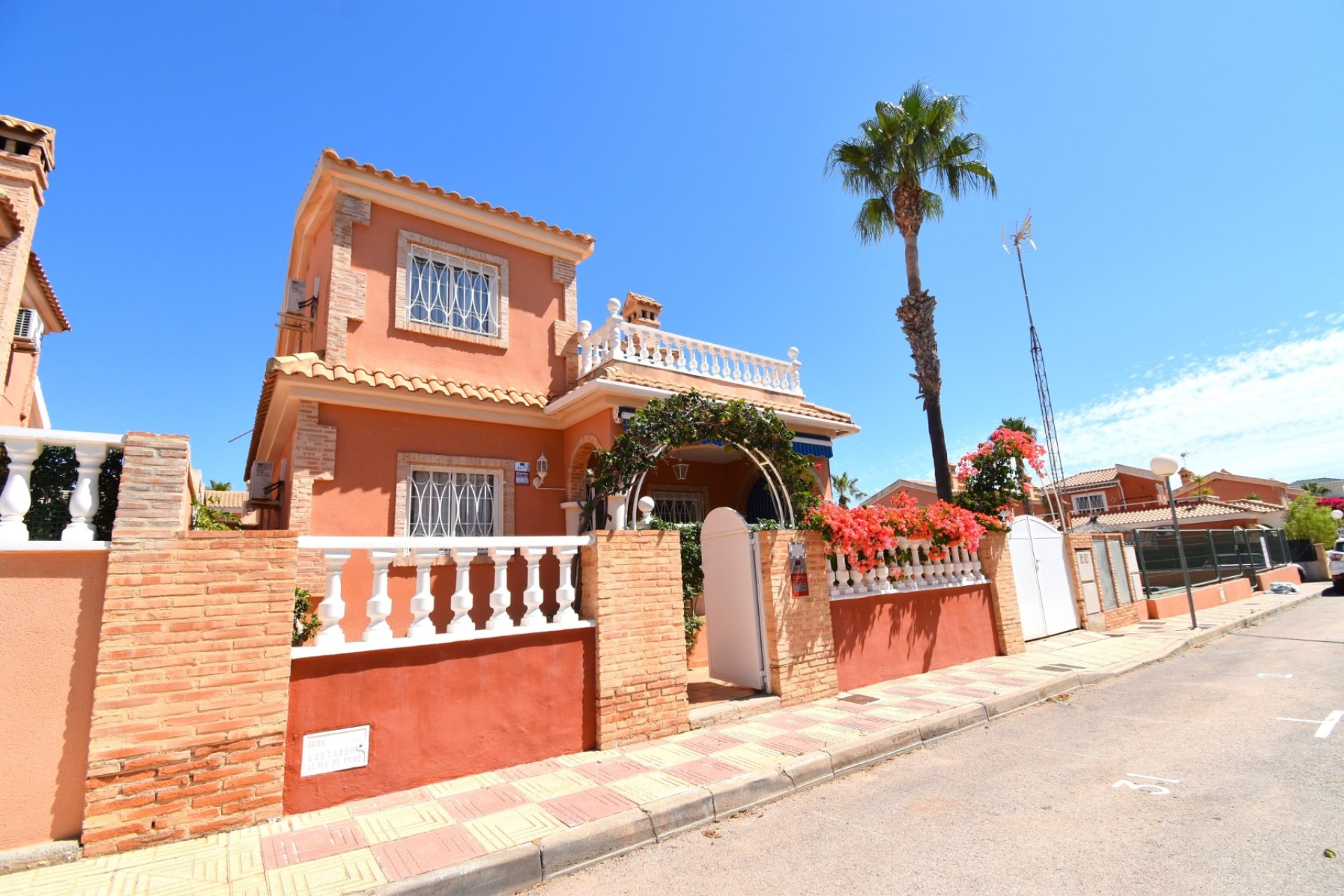 Herverkoop - Villa - Orihuela Costa - Playa Flamenca