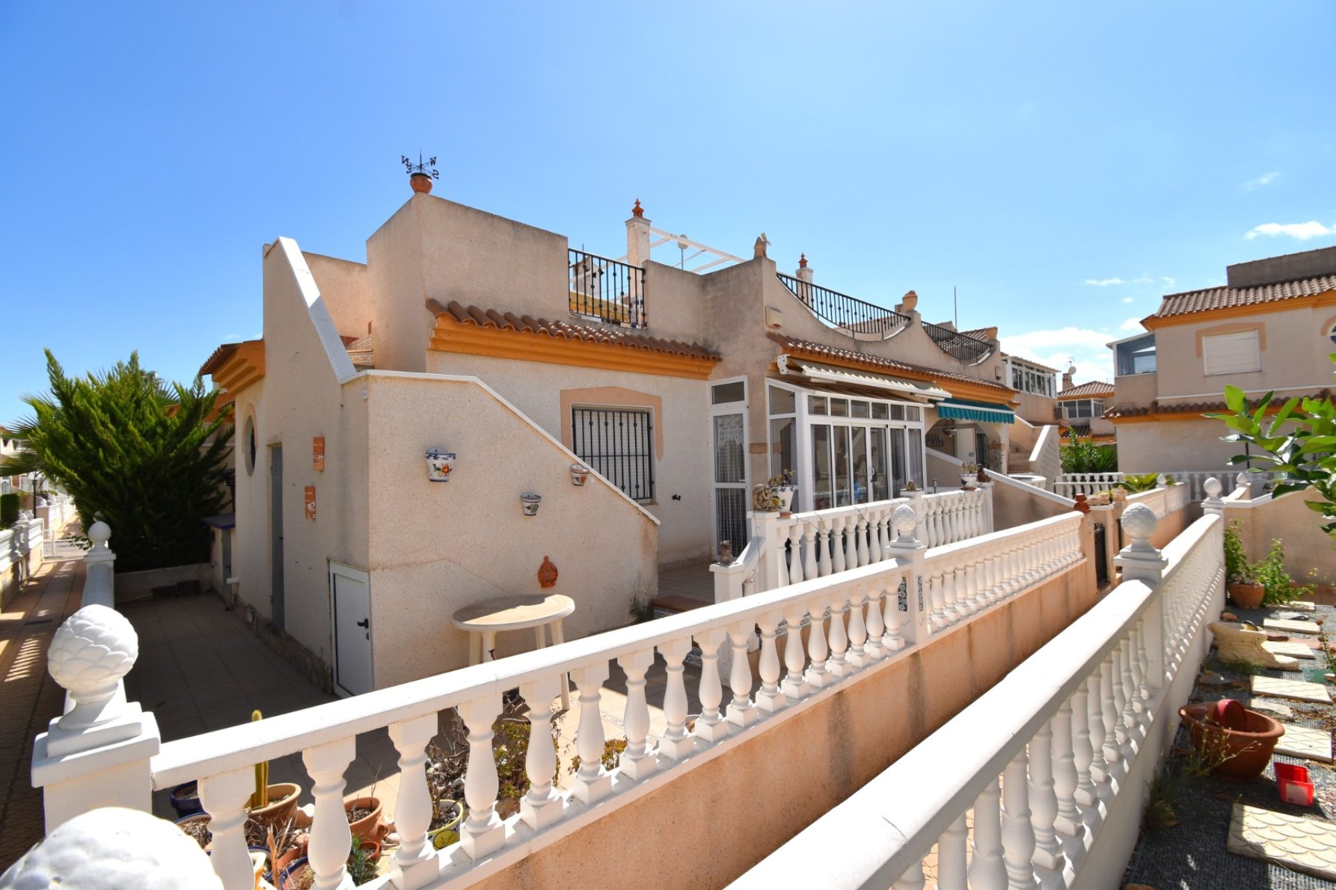 Herverkoop - Villa - Orihuela Costa - Playa Flamenca