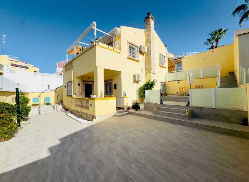 Herverkoop - Villa - Orihuela Costa - Playa Flamenca