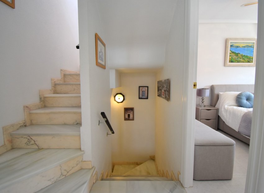 Herverkoop - Villa - Orihuela Costa - Playa Flamenca