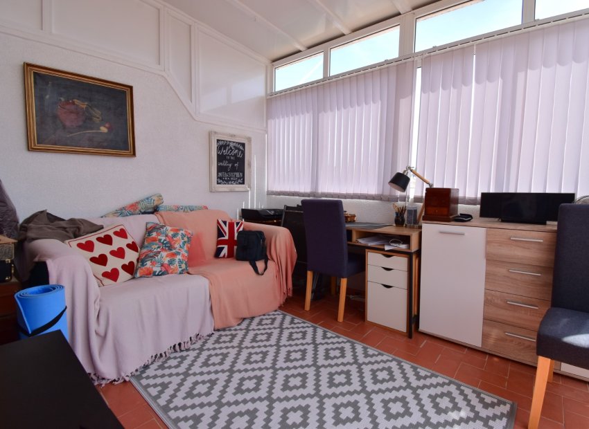 Herverkoop - Villa - Orihuela Costa - Playa Flamenca