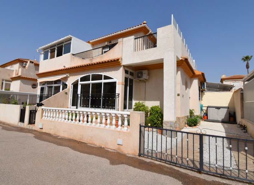 Herverkoop - Villa - Orihuela Costa - Playa Flamenca