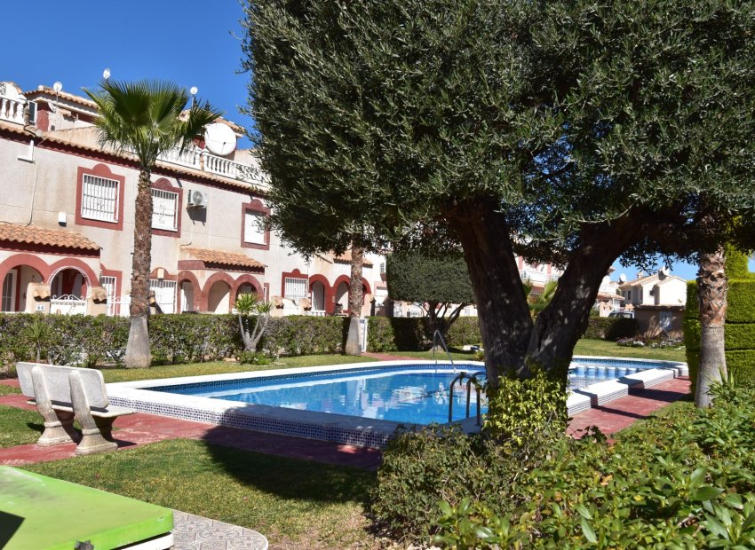 Herverkoop - Villa - Orihuela Costa - Playa Flamenca