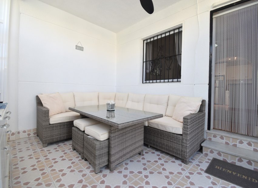 Herverkoop - Villa - Orihuela Costa - Playa Flamenca