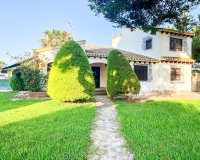 Herverkoop - Villa - Orihuela Costa - Punta Prima